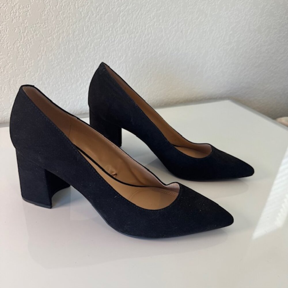NEW Unisa Block Heels Pumps Women Size 11M Black Faux Suedeโ Pointed Toe